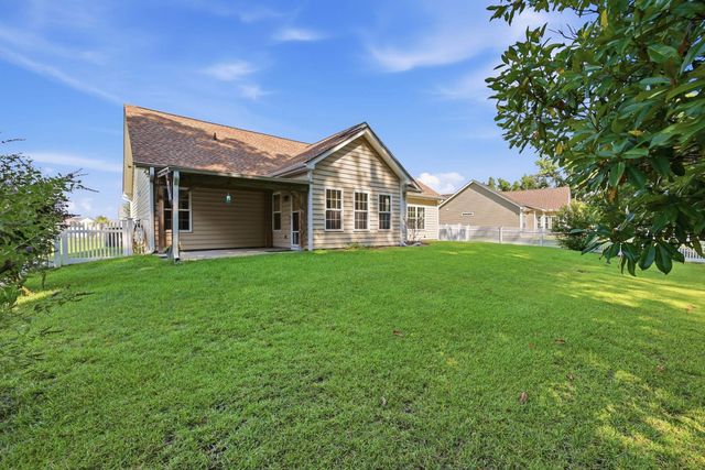 346 Lenox Dr., Conway, SC 29526
