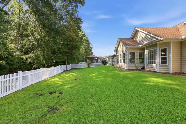 346 Lenox Dr., Conway, SC 29526