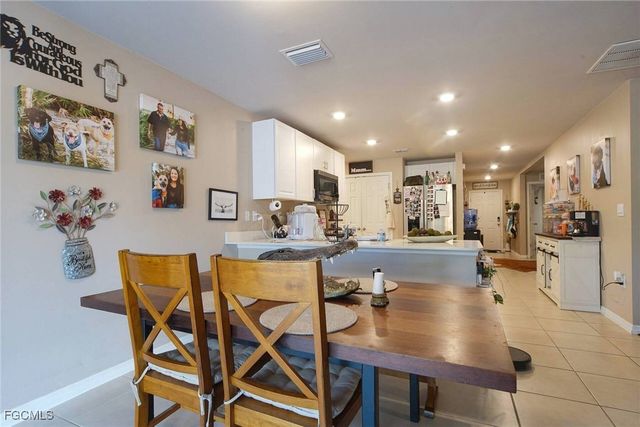 8015 Sandalwood CIR, Labelle, FL 33935