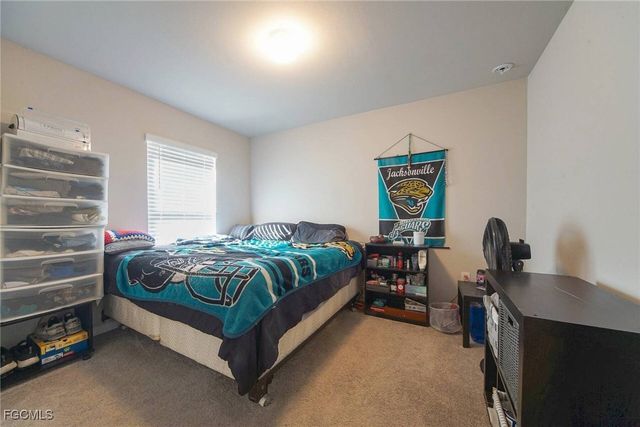 8015 Sandalwood CIR, Labelle, FL 33935