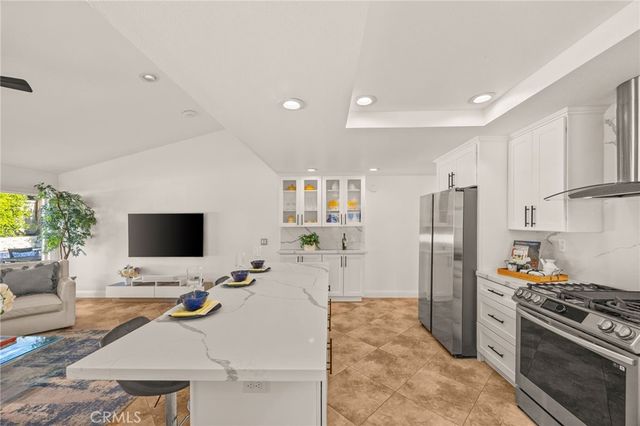 9 Sheridan, Irvine, CA 92620