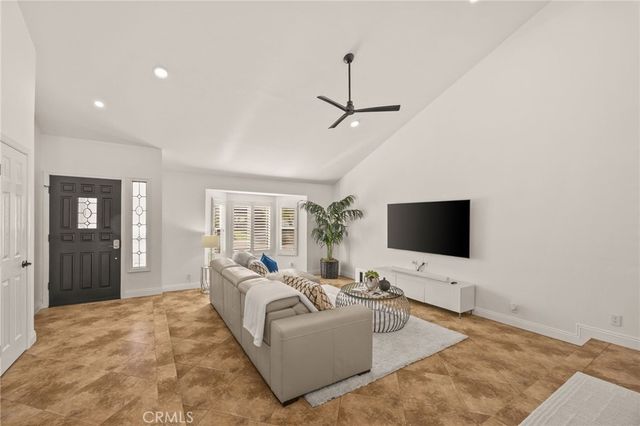 9 Sheridan, Irvine, CA 92620