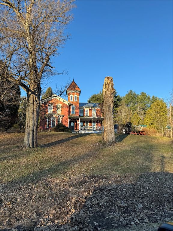 11686 TAMARACK Road, Waterford, PA 16441