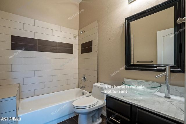 2331 E BELLERIVE Place, Chandler, AZ 85249