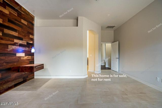 2331 E BELLERIVE Place, Chandler, AZ 85249