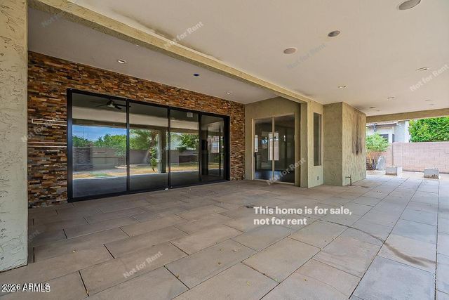 2331 E BELLERIVE Place, Chandler, AZ 85249