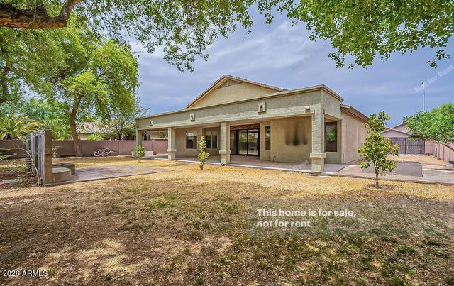 2331 E BELLERIVE Place, Chandler, AZ 85249