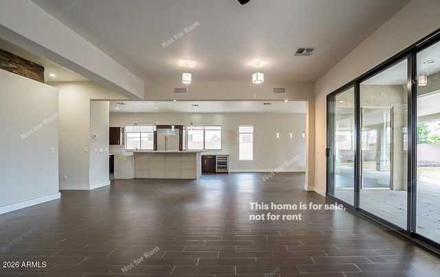 2331 E BELLERIVE Place, Chandler, AZ 85249