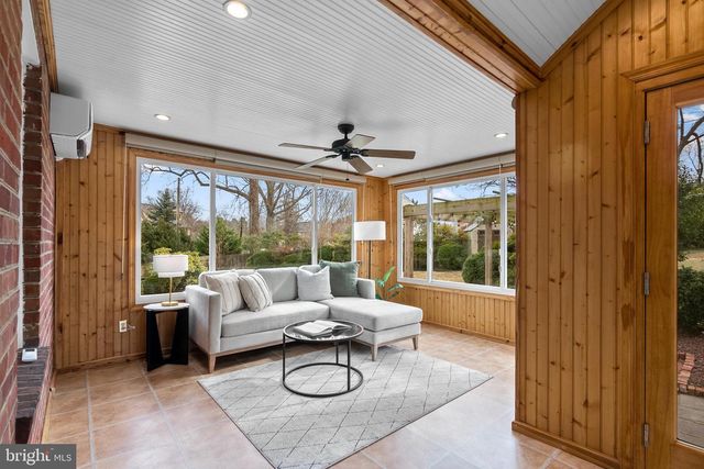 8 SPRINGVALE LN, Silver Spring, MD 20910