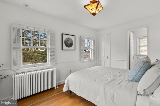 8 SPRINGVALE LN, Silver Spring, MD 20910