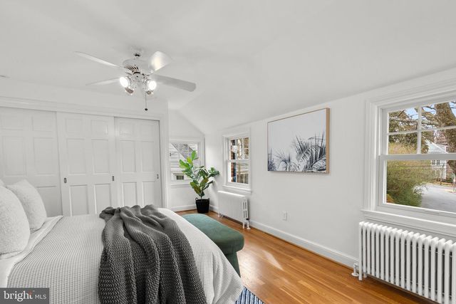 8 SPRINGVALE LN, Silver Spring, MD 20910