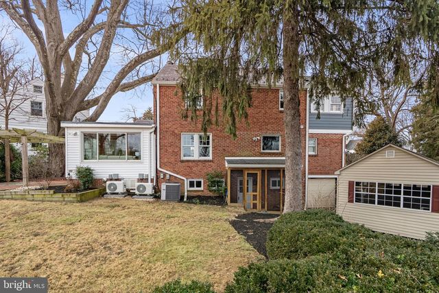 8 SPRINGVALE LN, Silver Spring, MD 20910