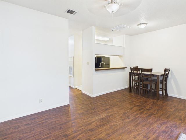 2905 Swisher ST 207, Austin, TX 78705