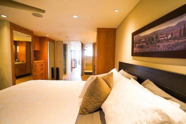 190 Del Mar Shores 71, Solana Beach, CA 92075