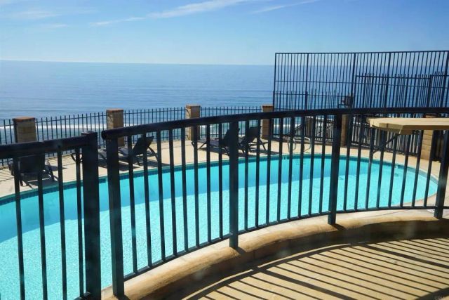 190 Del Mar Shores 71, Solana Beach, CA 92075
