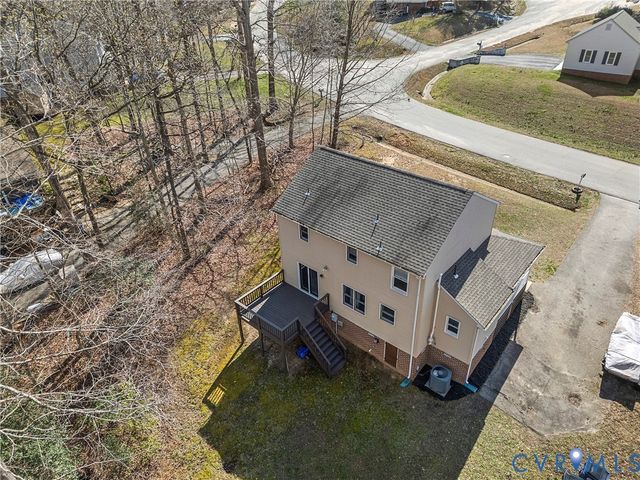 14205 Sonnenburg Dr, Chester, VA 23831