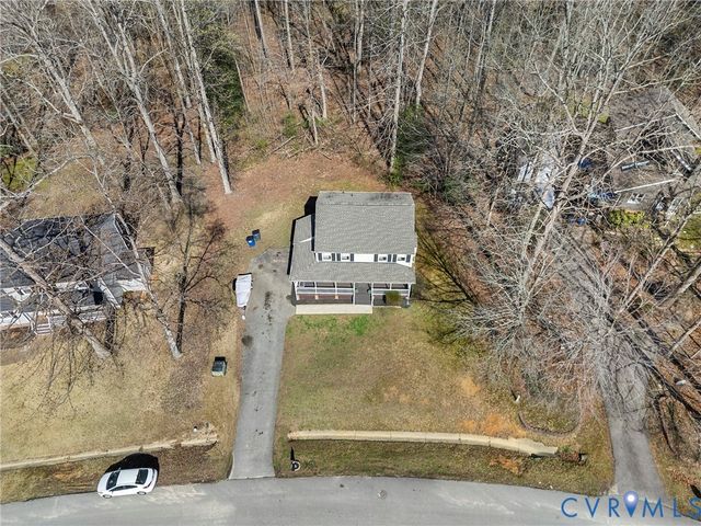 14205 Sonnenburg Dr, Chester, VA 23831