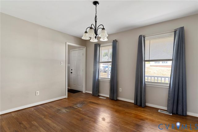 14205 Sonnenburg Dr, Chester, VA 23831