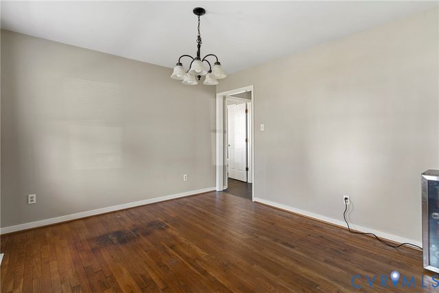 14205 Sonnenburg Dr, Chester, VA 23831