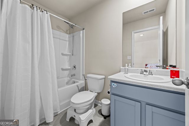 489 Azalea Bloom Drive, Loganville, GA 30052