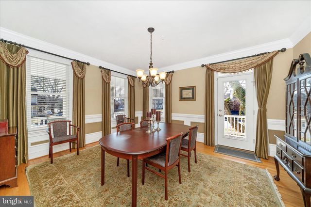 5715 LONE OAK DR, Bethesda, MD 20814