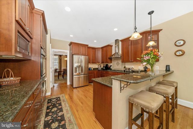 5715 LONE OAK DR, Bethesda, MD 20814