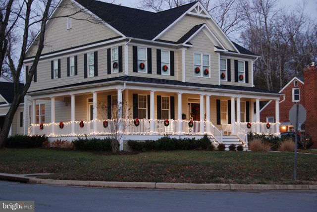 5715 LONE OAK DR, Bethesda, MD 20814