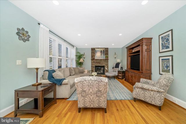 5715 LONE OAK DR, Bethesda, MD 20814