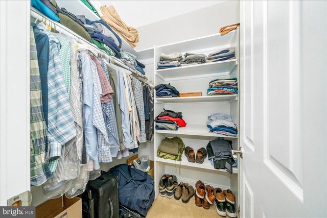 5715 LONE OAK DR, Bethesda, MD 20814