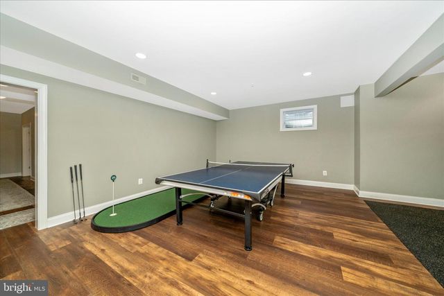 5715 LONE OAK DR, Bethesda, MD 20814