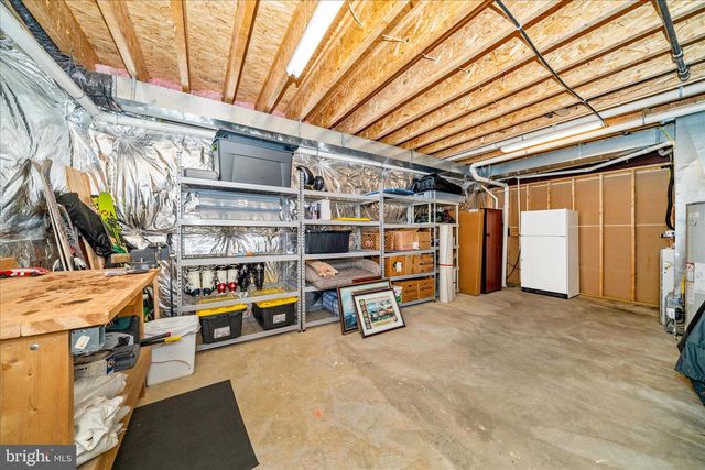 5715 LONE OAK DR, Bethesda, MD 20814