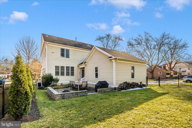 5715 LONE OAK DR, Bethesda, MD 20814