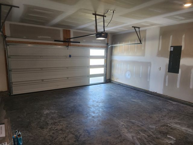 2021 Holmesburg Pvt Cir, Gallatin, TN 37066