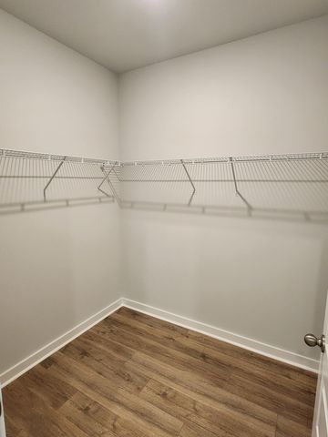 2021 Holmesburg Pvt Cir, Gallatin, TN 37066