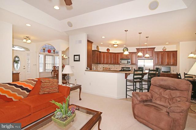 33 STRATHFORD DR L-0026 DR, Lebanon, PA 17042