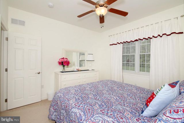 33 STRATHFORD DR L-0026 DR, Lebanon, PA 17042