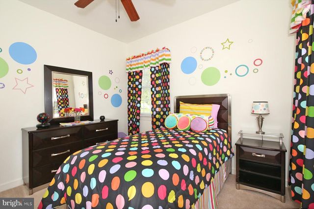 33 STRATHFORD DR L-0026 DR, Lebanon, PA 17042