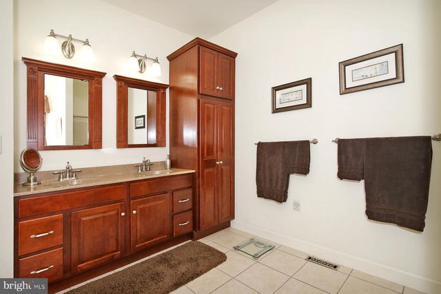 33 STRATHFORD DR L-0026 DR, Lebanon, PA 17042