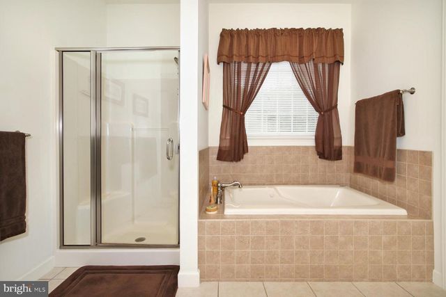 33 STRATHFORD DR L-0026 DR, Lebanon, PA 17042