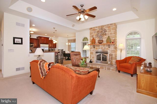 33 STRATHFORD DR L-0026 DR, Lebanon, PA 17042