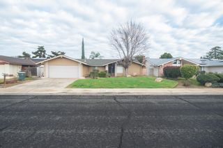 1855 Vartikian Avenue, Clovis, CA 93611