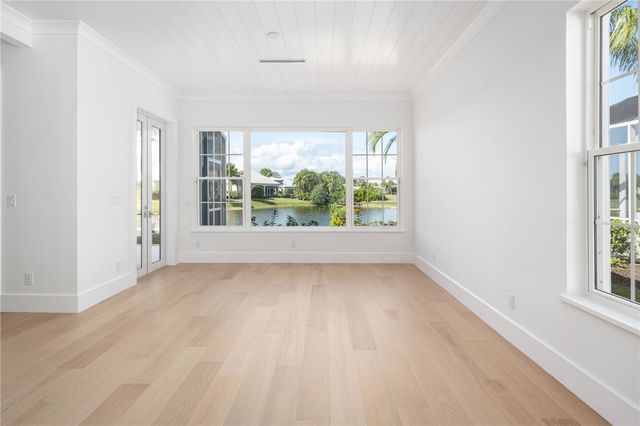 4805 Saint James Avenue, Vero Beach, FL 32967