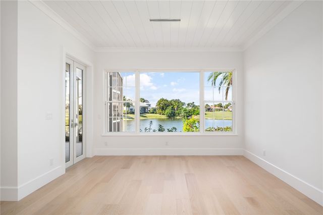 4805 Saint James Avenue, Vero Beach, FL 32967