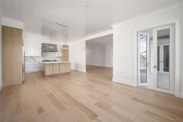 4805 Saint James Avenue, Vero Beach, FL 32967