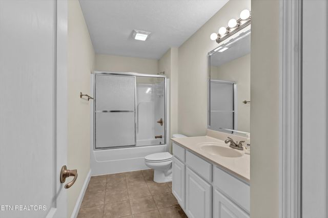 165 River Garden Court, Sevierville, TN 37862