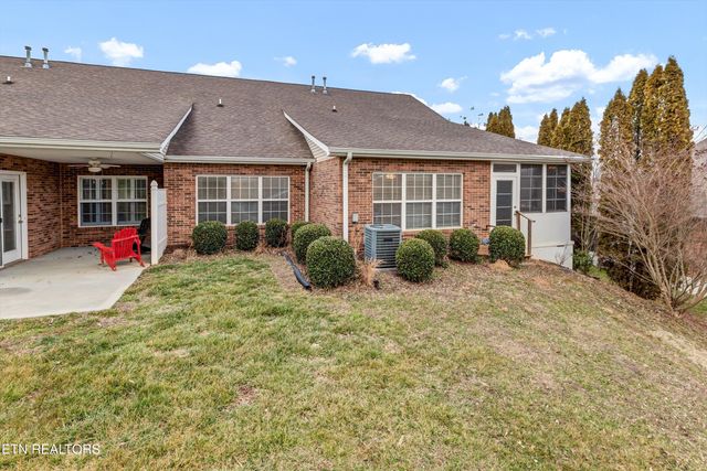 165 River Garden Court, Sevierville, TN 37862