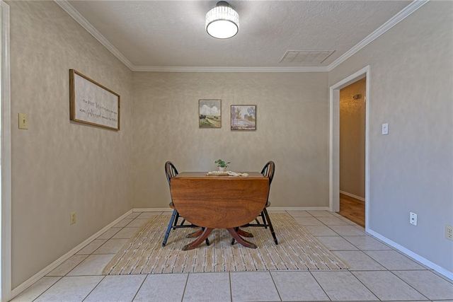 2812 E Raintree Circle, Norman, OK 73072