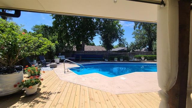 2812 E Raintree Circle, Norman, OK 73072