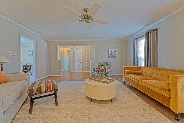 2812 E Raintree Circle, Norman, OK 73072