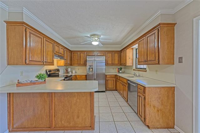 2812 E Raintree Circle, Norman, OK 73072